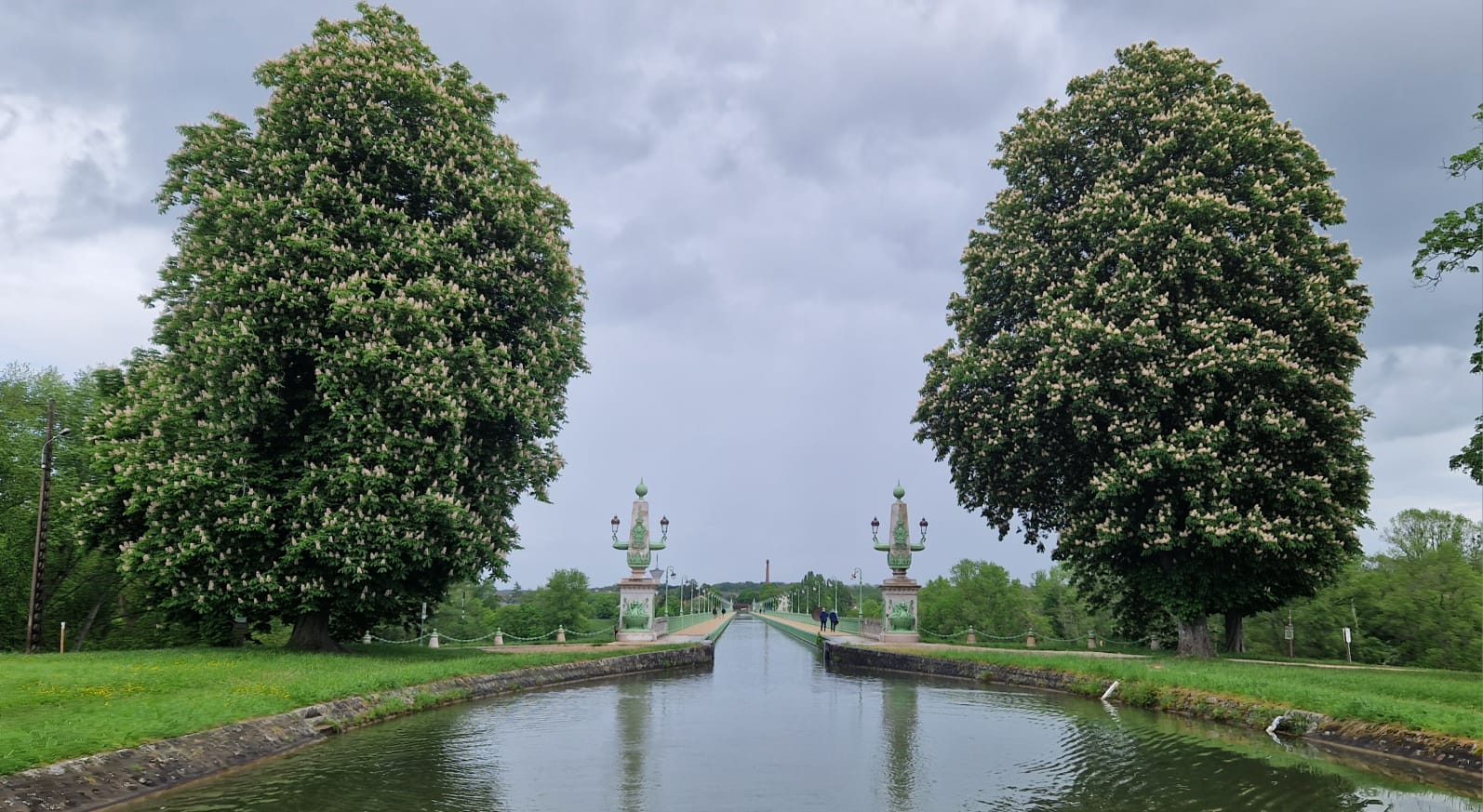 The Canal Latéral à la Loire Part 2