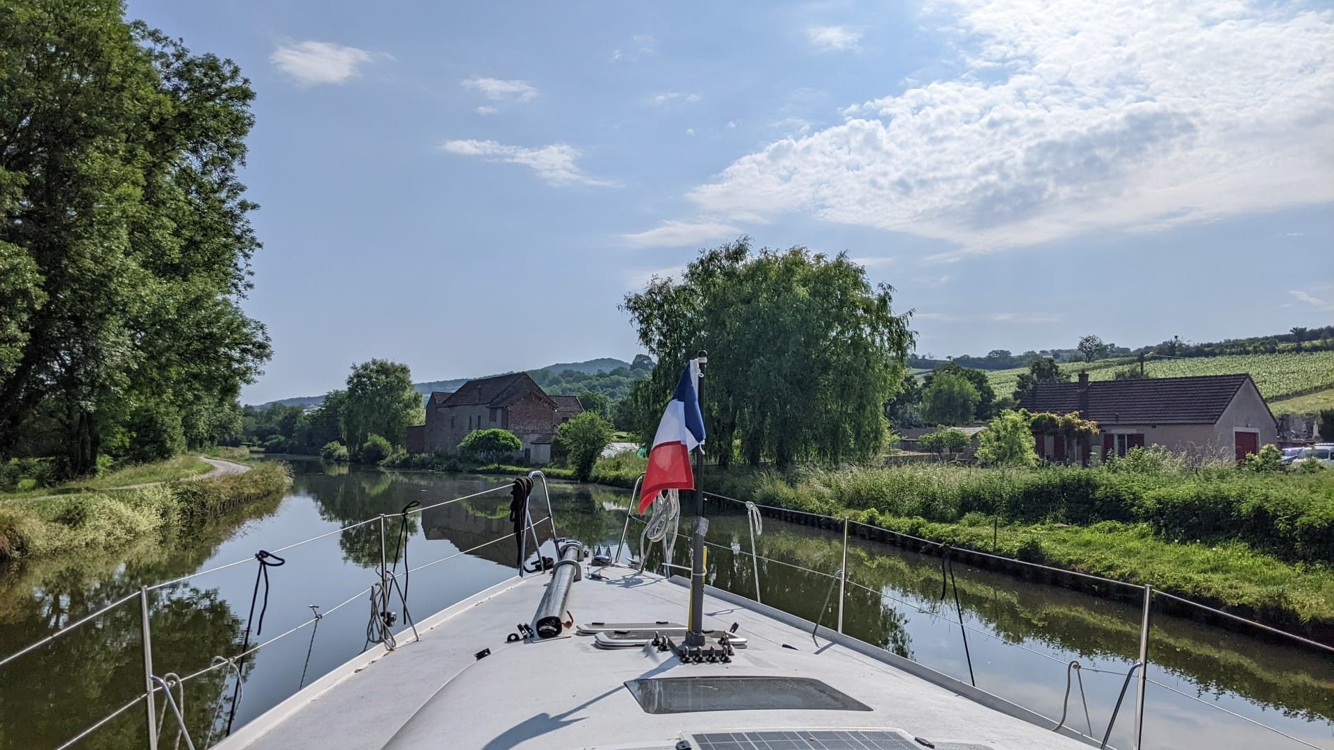 The Canal du Centre Part 5: Goodbye to the canals, hello to the river