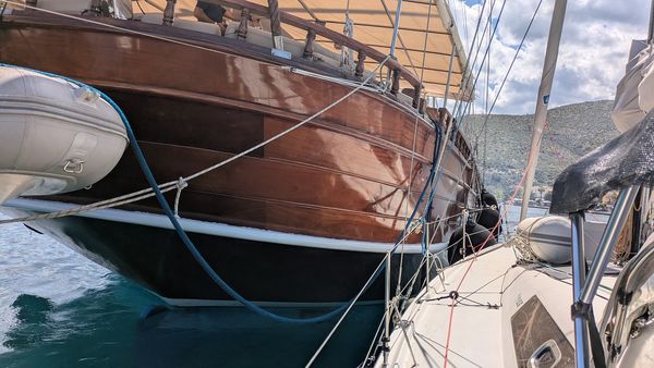 (sort of) Attacked by pirates!!